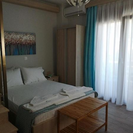 Perla Studios Paralia Dionysiou Exterior photo